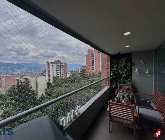 Apartamento para Venta en Loma de Cumbres. Municipio Envigado - $820.000.000 - 252414