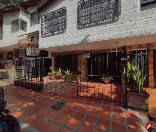 Casa para Venta en Santa Teresita. Municipio Medellin - $680.000.000 - 252774