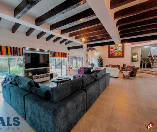 Casa para Venta en Alto del escobero (Envigado). Municipio Envigado - $3.800.000.000 - 252922