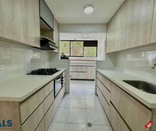 Apartamento para Venta en Loma de los Parra. Municipio Medellin - $890.000.000 - 253011