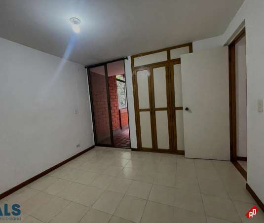 Apartamento para Venta en Laureles. Municipio Medellin - $375.000.000 - 253283