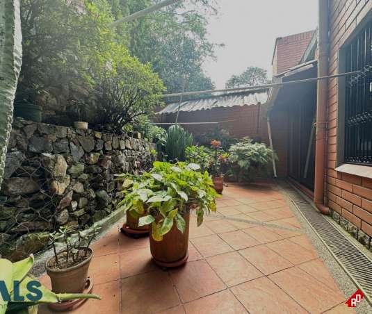 Casa para Venta en La Sebastiana. Municipio Envigado - $870.000.000 - 253823