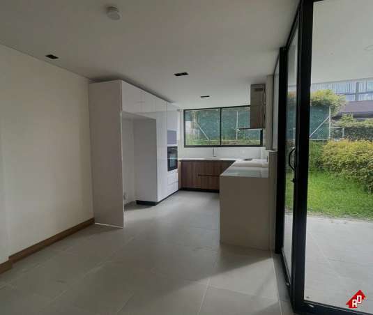 Casa para Venta en Loma El Atravesado. Municipio Envigado - $1.650.000.000 - 254195