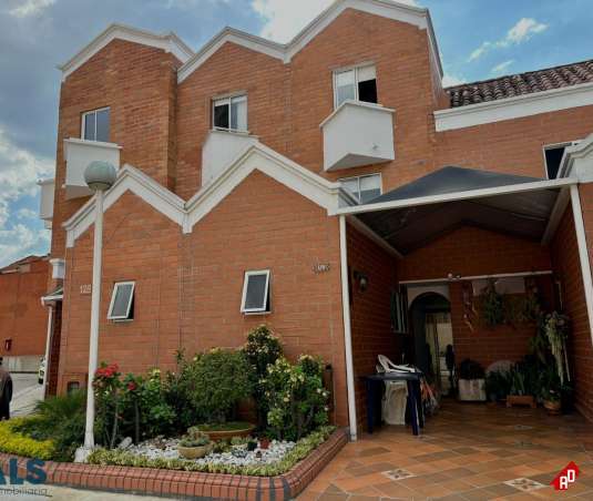 Casa para Venta en La Mota. Municipio Medellin - $820.000.000 - 254454