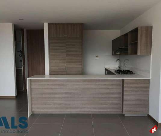 Apartamento para Venta en Loma del Escobero. Municipio Envigado - $700.000.000 - 254546