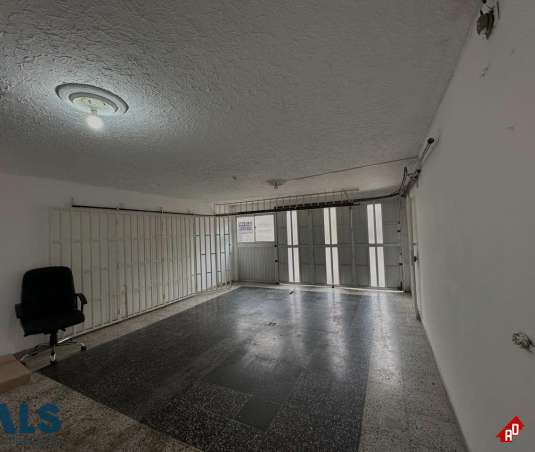 Casa para Venta en Santa Teresita. Municipio Medellin - $1.500.000.000 - 254552