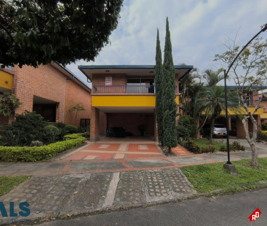 Casa para Venta en Suramérica. Municipio La Estrella - $1.600.000.000 - 254925