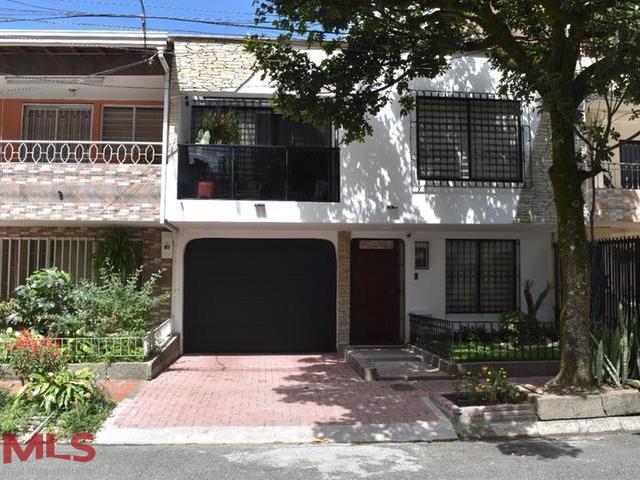 Casa para Venta en Simón Bolívar. Municipio Medellin - $.000 -  231080 - El Dandy Inmobiliaria